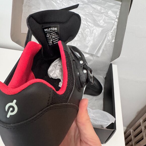 Peloton Cycling Shoes – Size 46 (Men’s 12 / Women’s 13.5), Excellent Condition - Picture 3 of 6